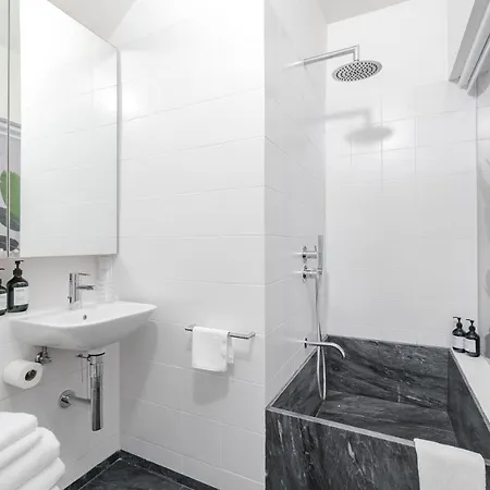 Casa Boma - Sunny And Spacious With Private Terrace - Alcantara Ii Lisboa