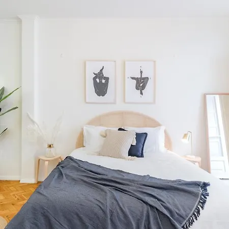 Casa Boma - Sunny And Spacious With Private Terrace - Alcantara Ii Lisboa